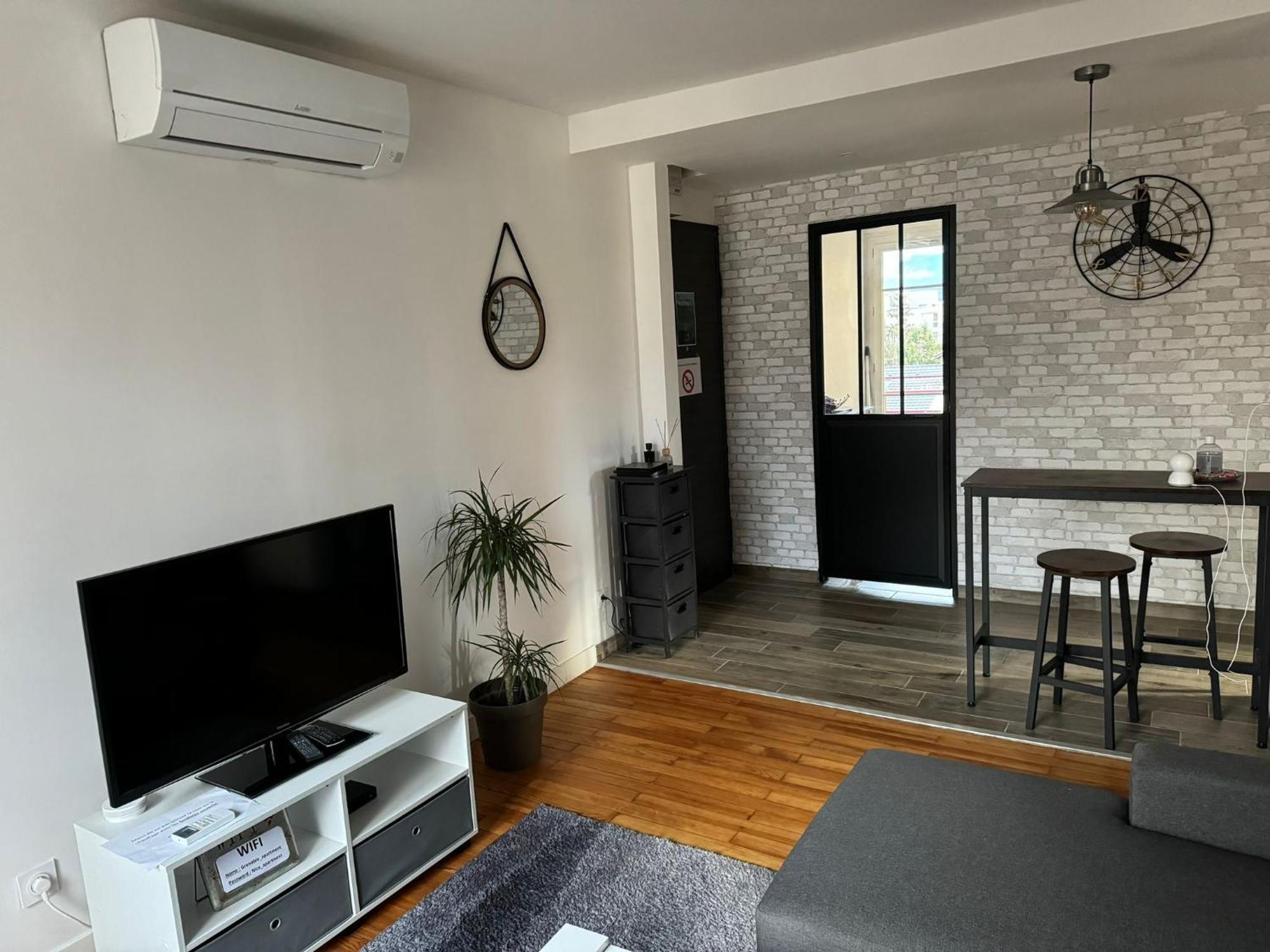 Appartement Proche Grenoble Centre Et Campus Saint-Martin-dʼHères Eksteriør billede